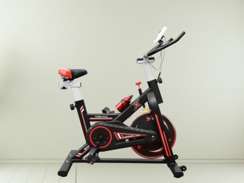 Xe đạp tập Toshiko X8